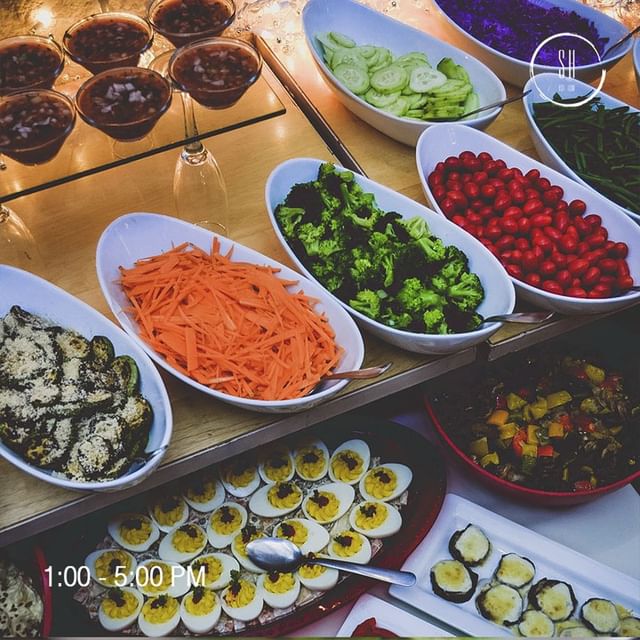 Todos los domingo son de Buffet en el Swiss.
Adultos: $279 / Niños: 4-10 años...